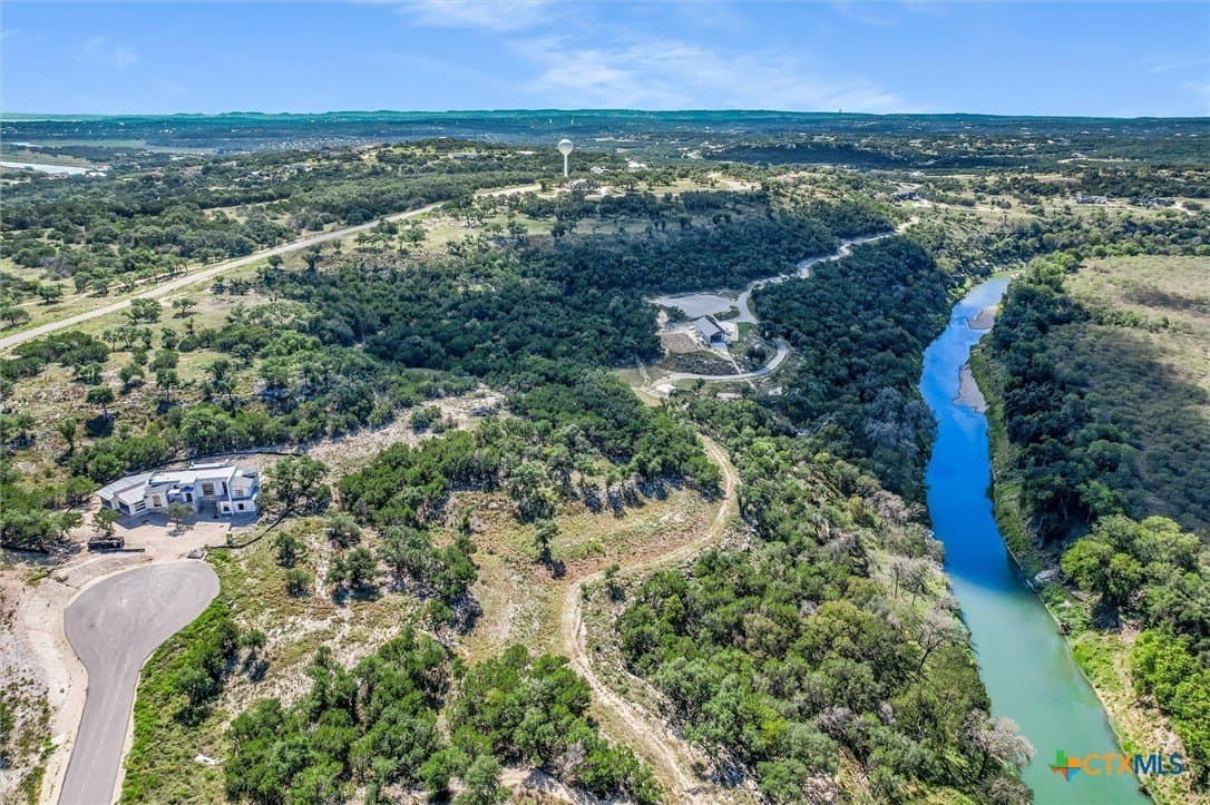 1.72 acres in Comal County - photo 14