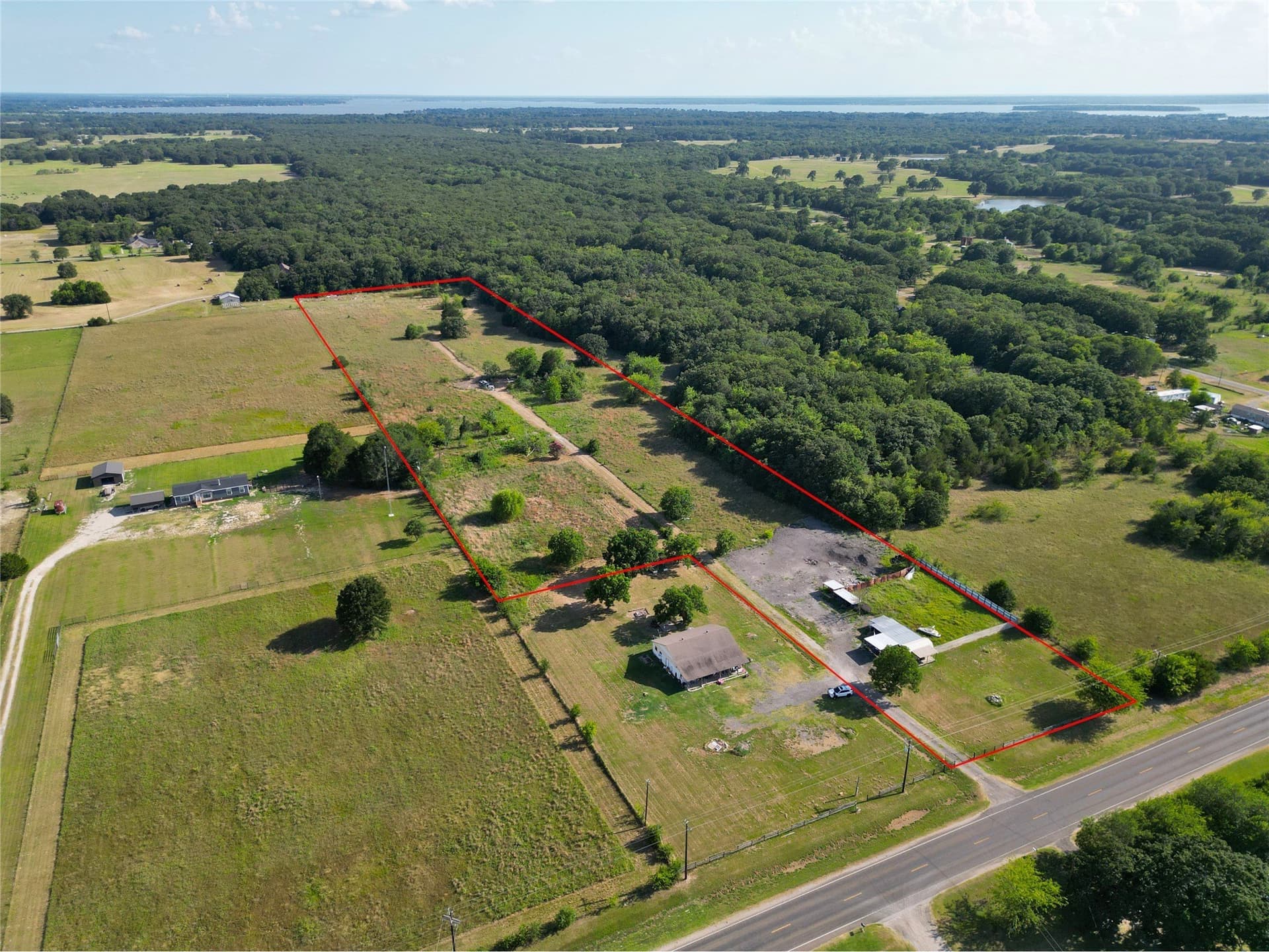 9 acres in Kaufman County gallery image 4