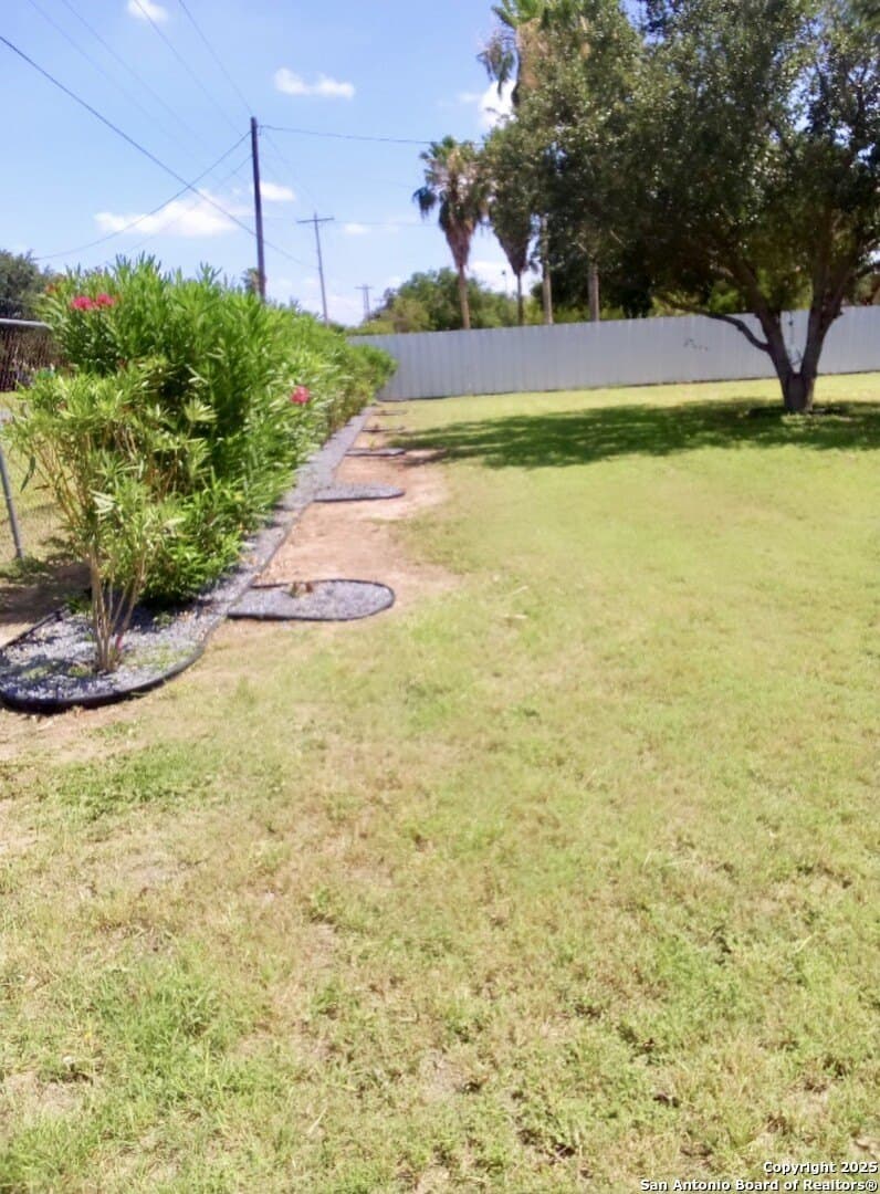 1.4 acres in Hidalgo County gallery image 4