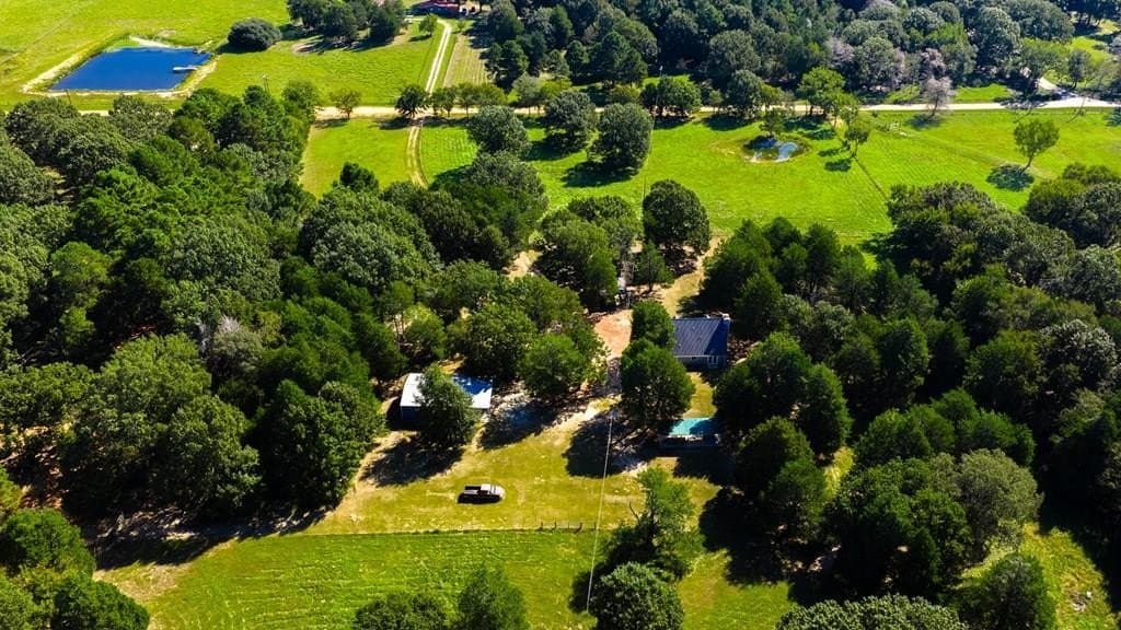 10.13 acres in Henderson County