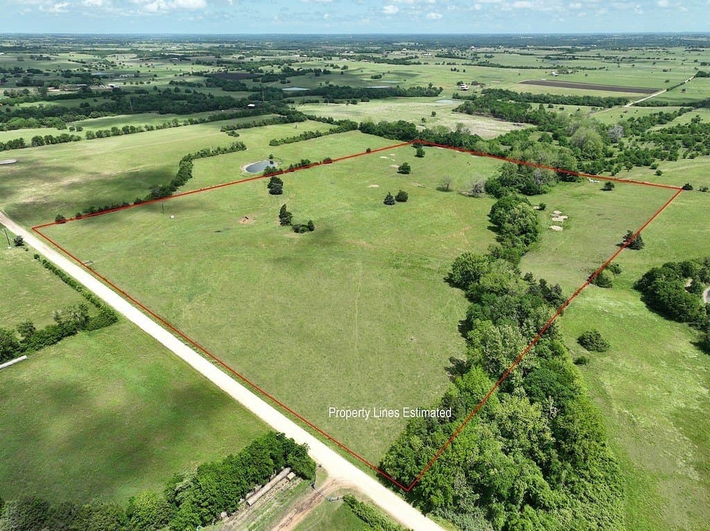29.38 acres in Austin County gallery image 3