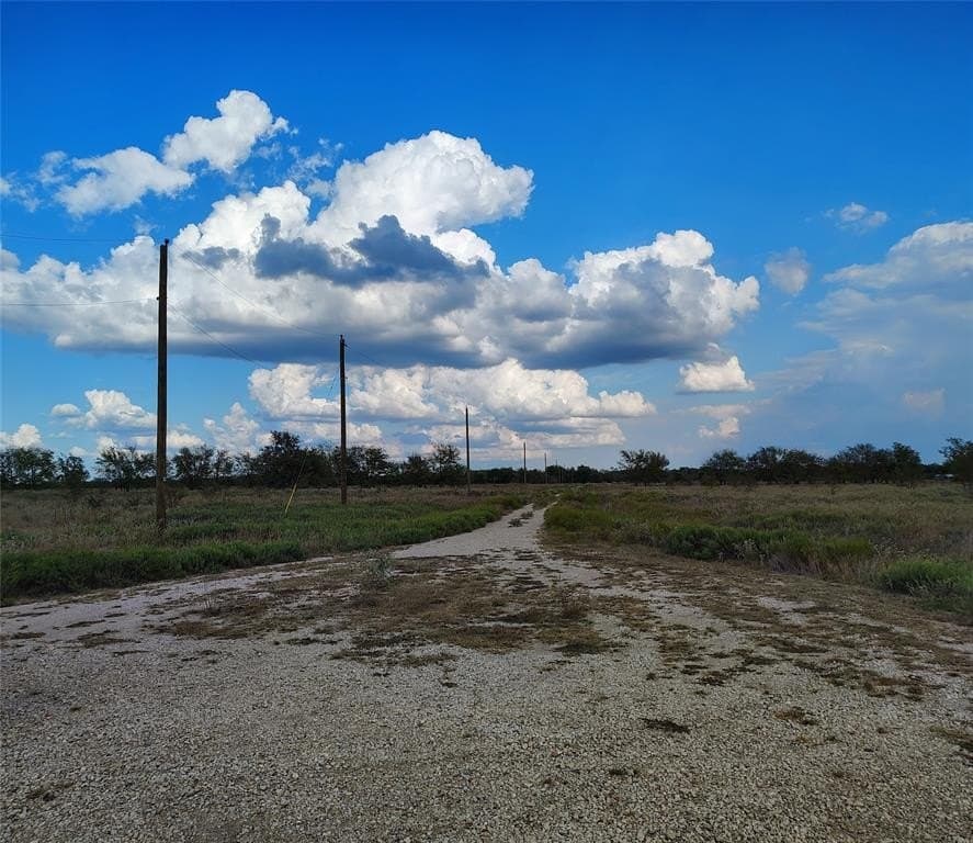 10.38 acres in Hopkins County gallery image 4