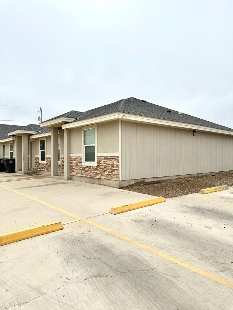 8,400 acres in Maverick County