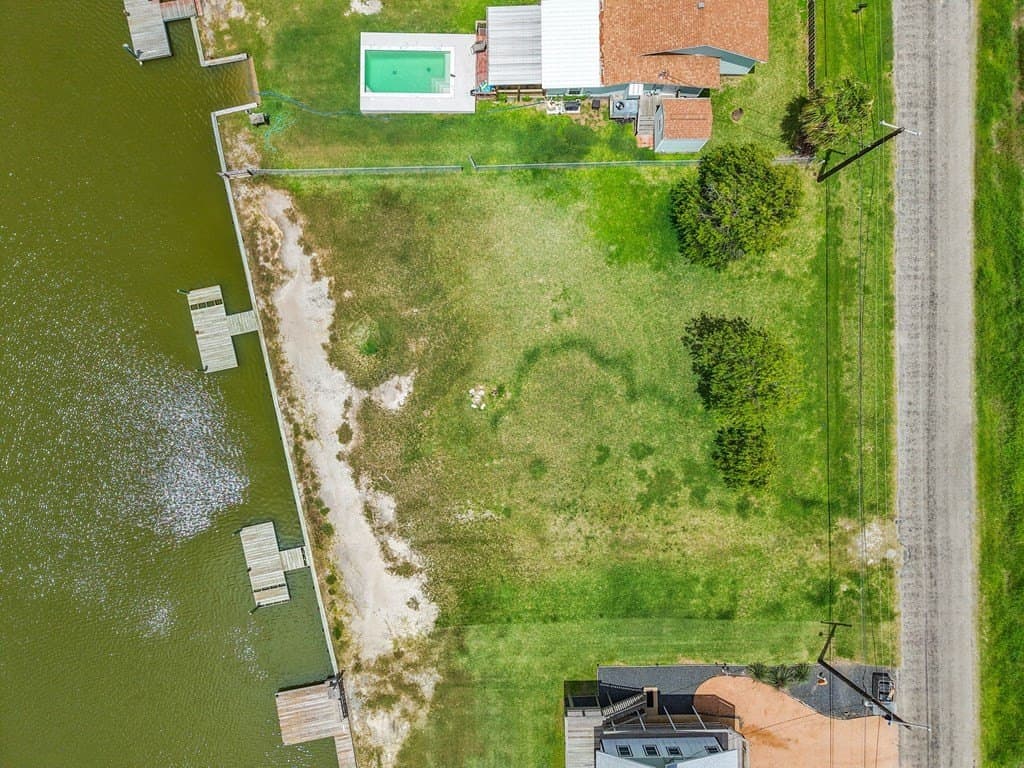 0.36 acres in Texas County - photo 8