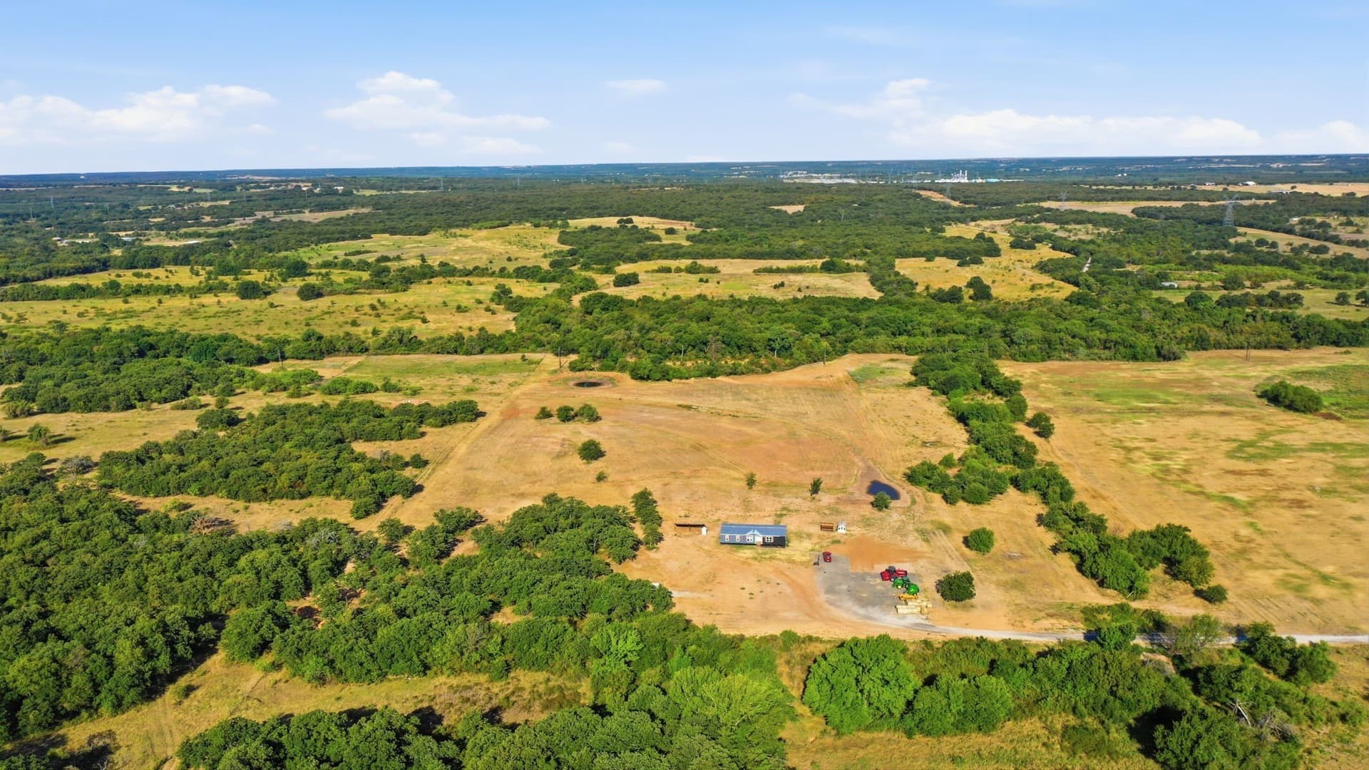 20 acres in Wise County - photo 8