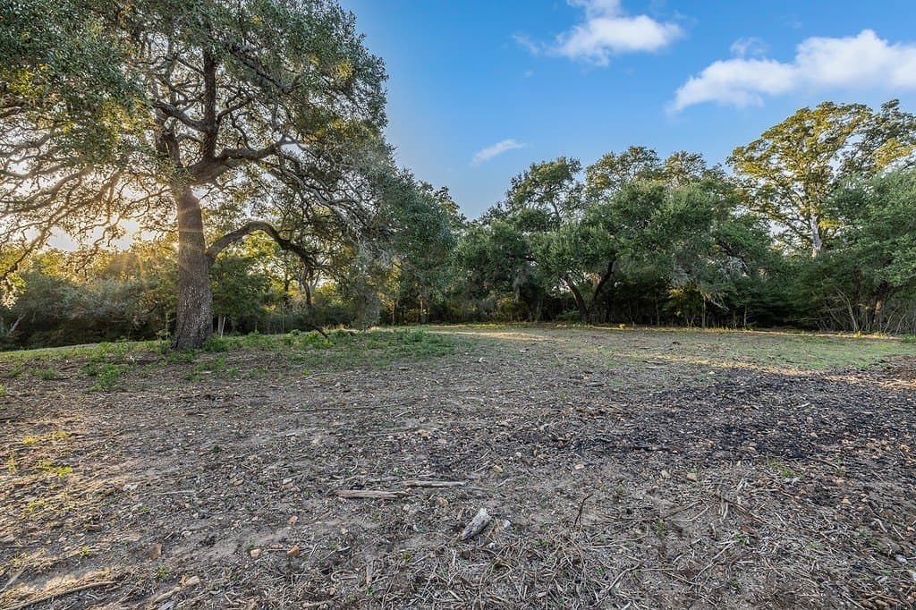 2.97 acres in Fayette County gallery image 3