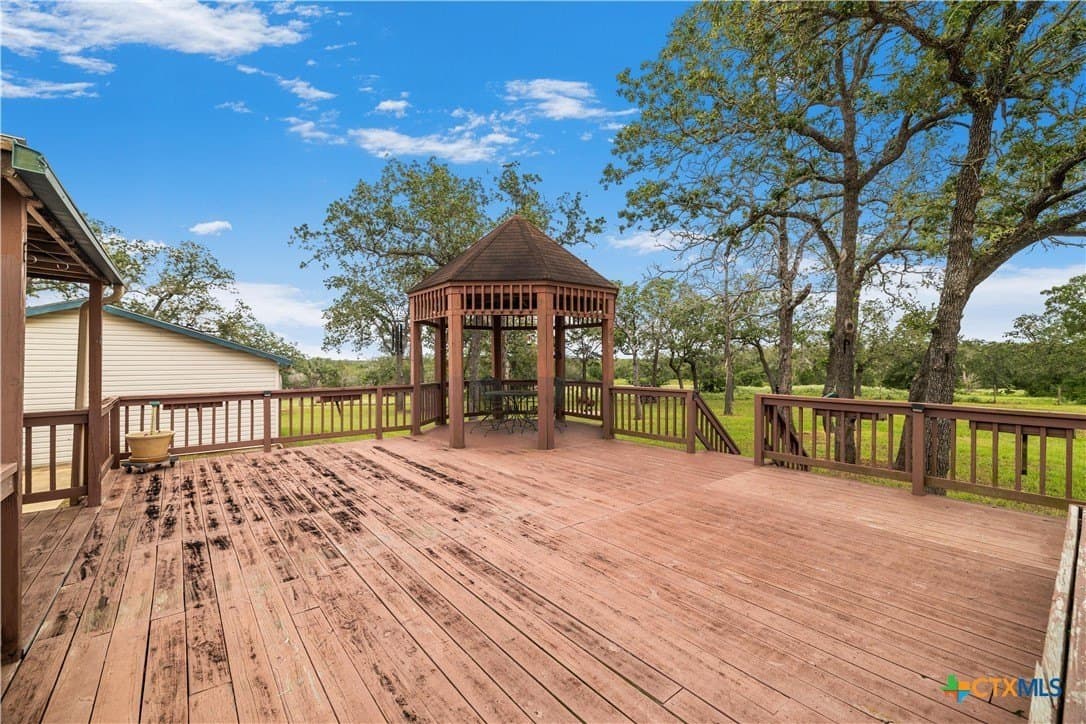 109.76 acres in Caldwell County - photo 21