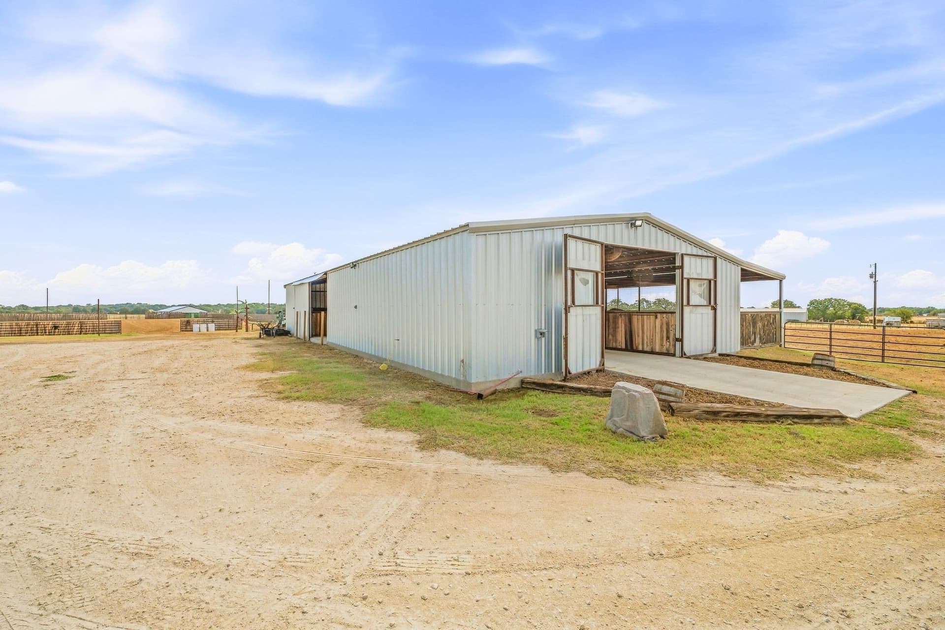 10.34 acres in Erath County - photo 32