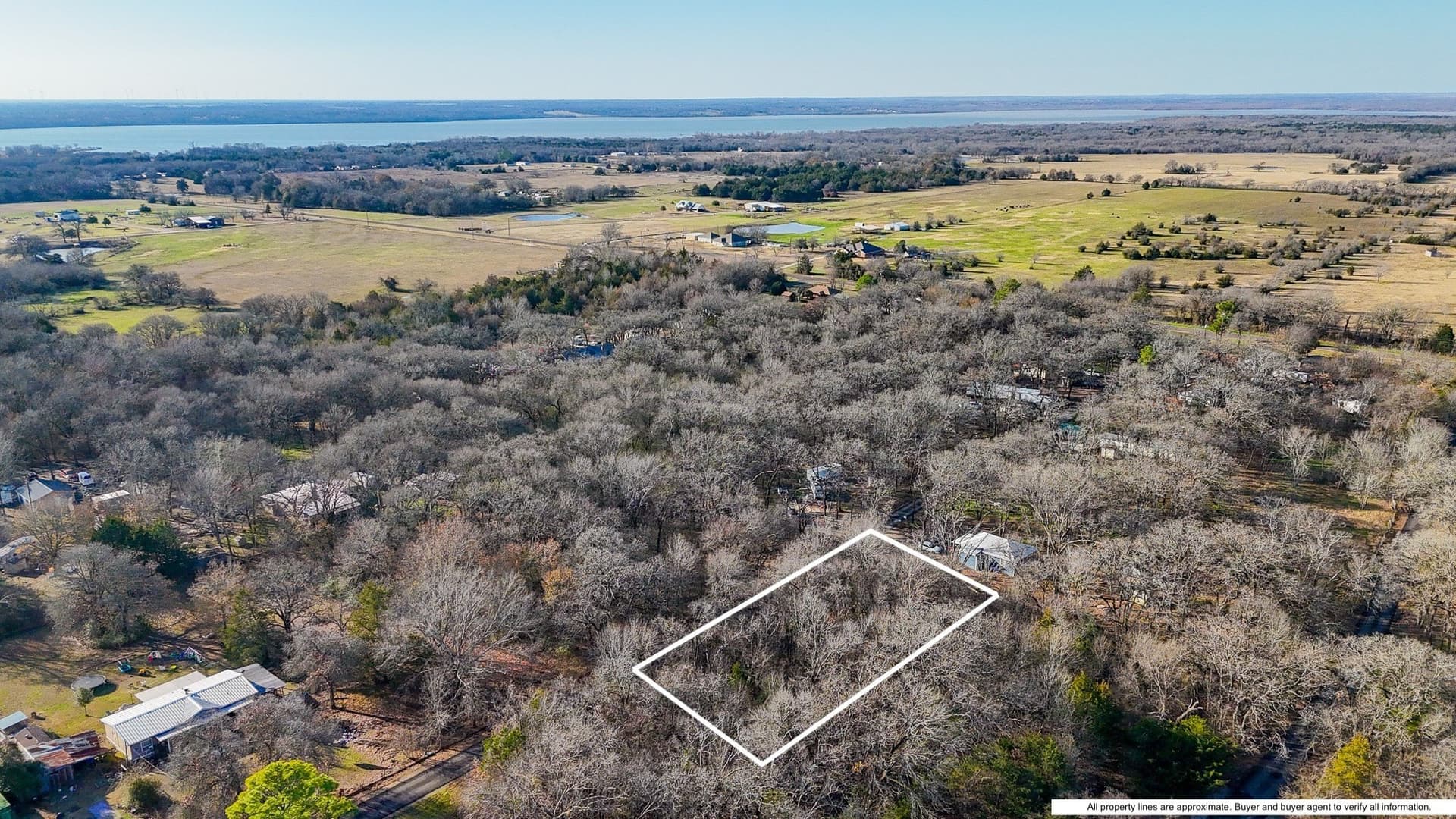 0.78 acres in Navarro County - photo 6