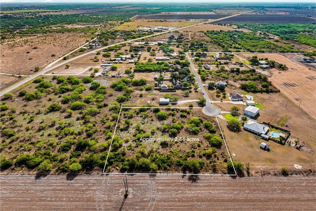 2.84 acres in Jim Wells County - photo 2
