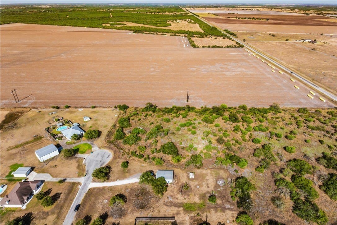 2.84 acres in Jim Wells County - photo 9