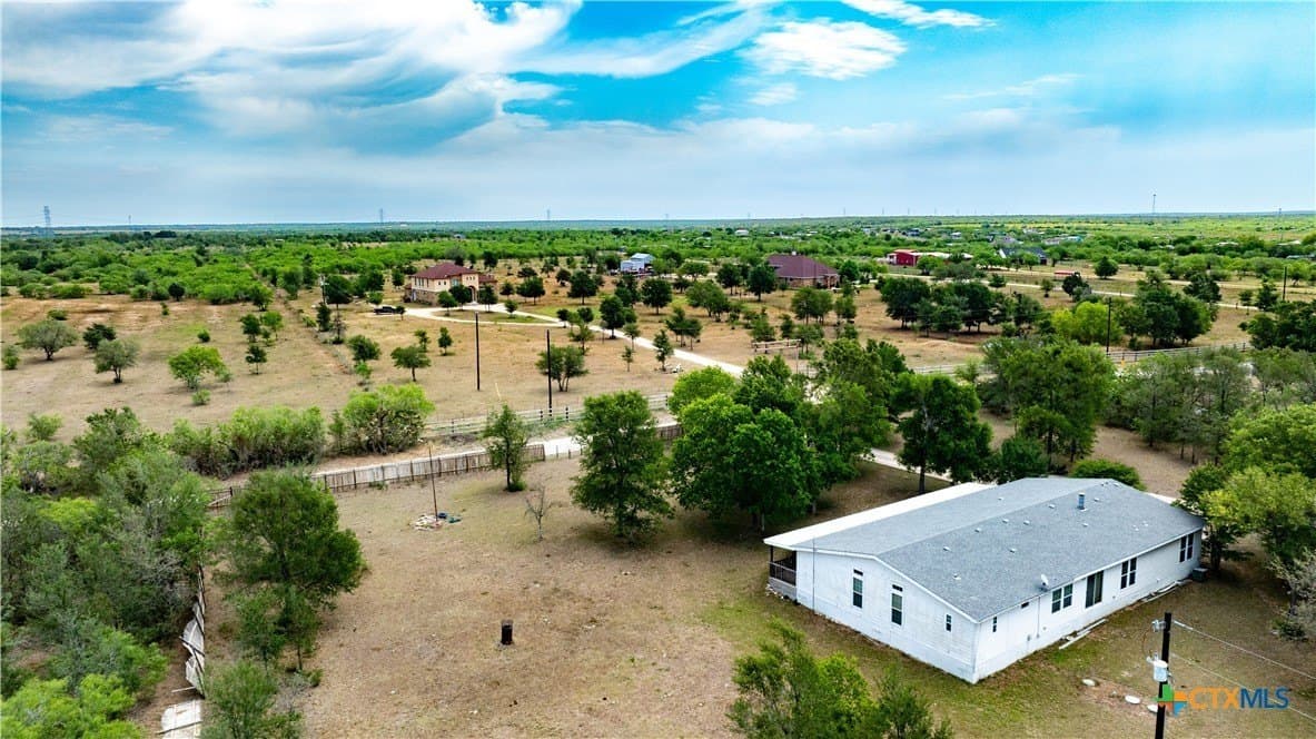 20 acres in Caldwell County - photo 3