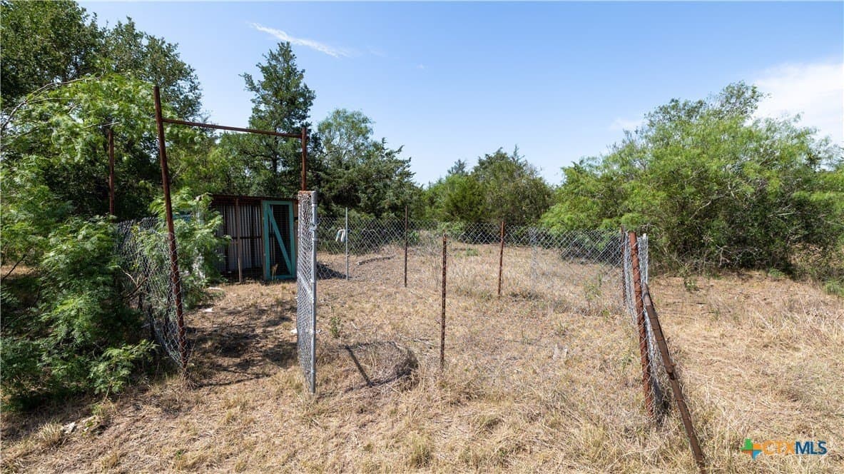 20 acres in Caldwell County - photo 33