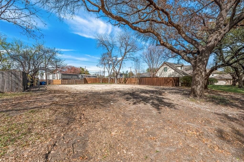 0.24 acres in Dallas County gallery image 3