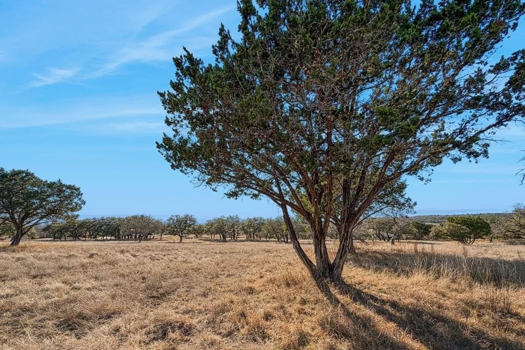 60.69 acres in Kerr County - photo 57