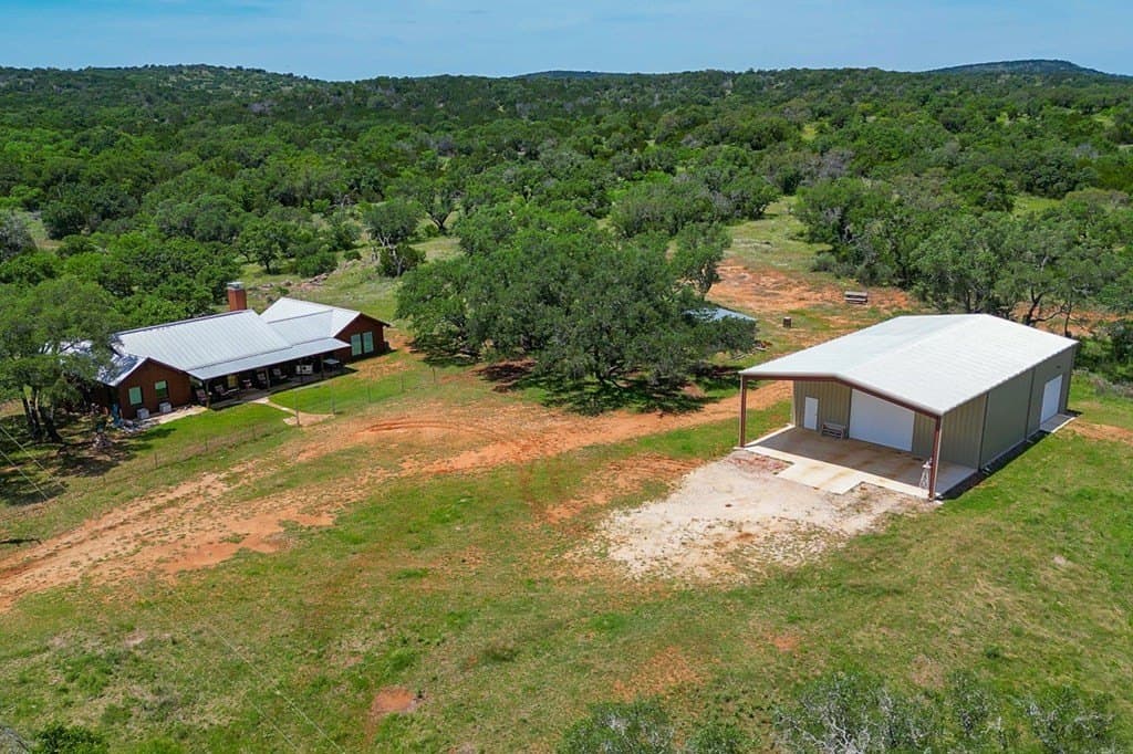 125.68 acres in Llano County gallery image 4
