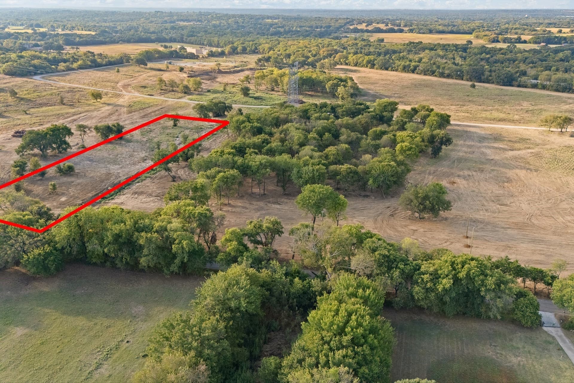 2 acres in Johnson County - photo 2