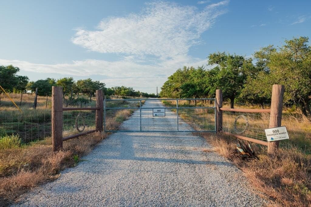27.2 acres in Gillespie County - photo 22