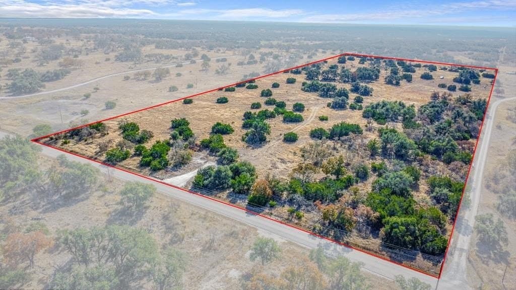18.1 acres in Kerr County gallery image 2