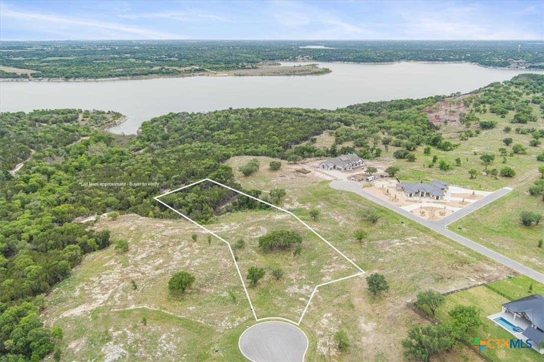 2.74 acres in Bell County