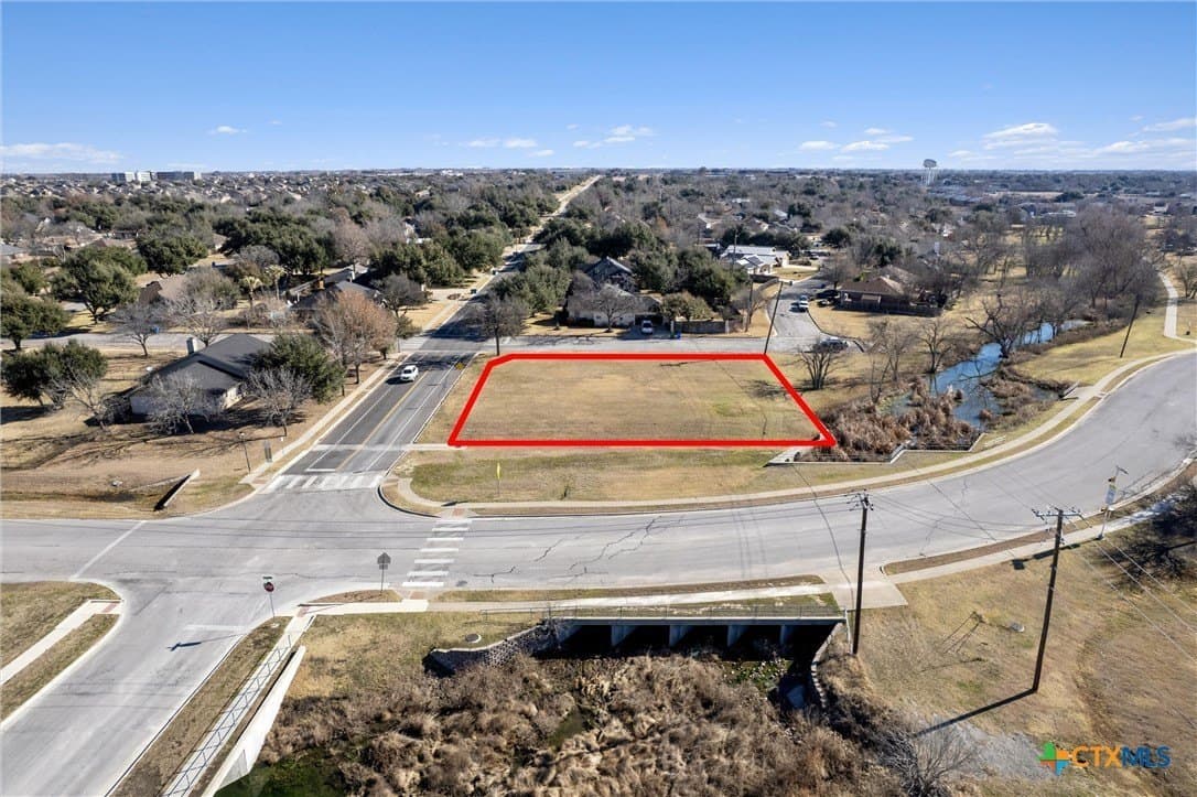 0.68 acres in Williamson County - photo 3