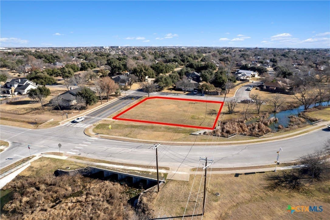 0.68 acres in Williamson County - photo 5