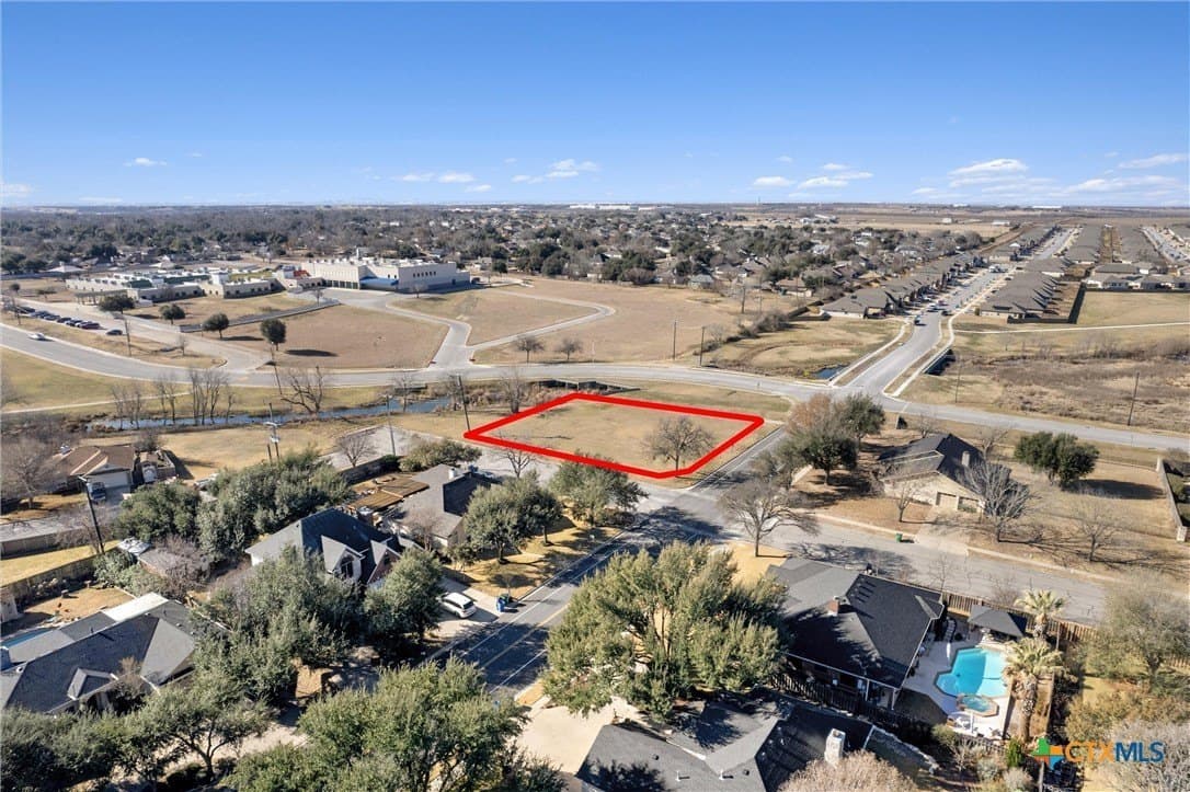 0.68 acres in Williamson County - photo 16