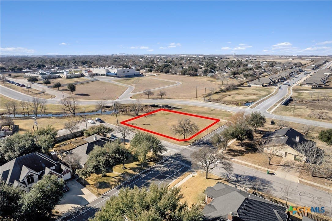 0.68 acres in Williamson County - photo 18