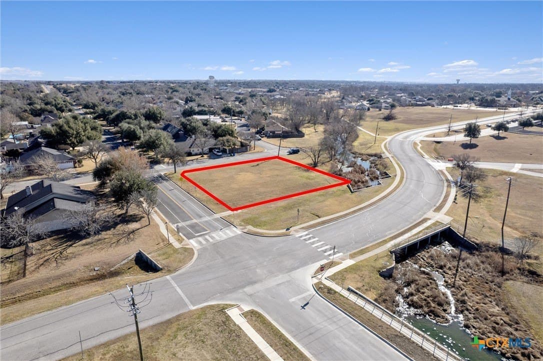 0.68 acres in Williamson County - photo 20