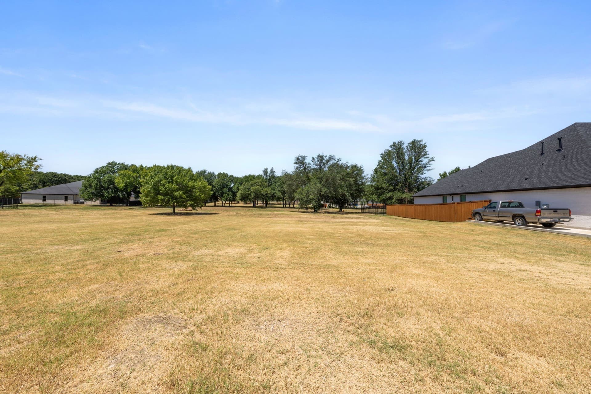 0.34 acres in Tarrant County - photo 9