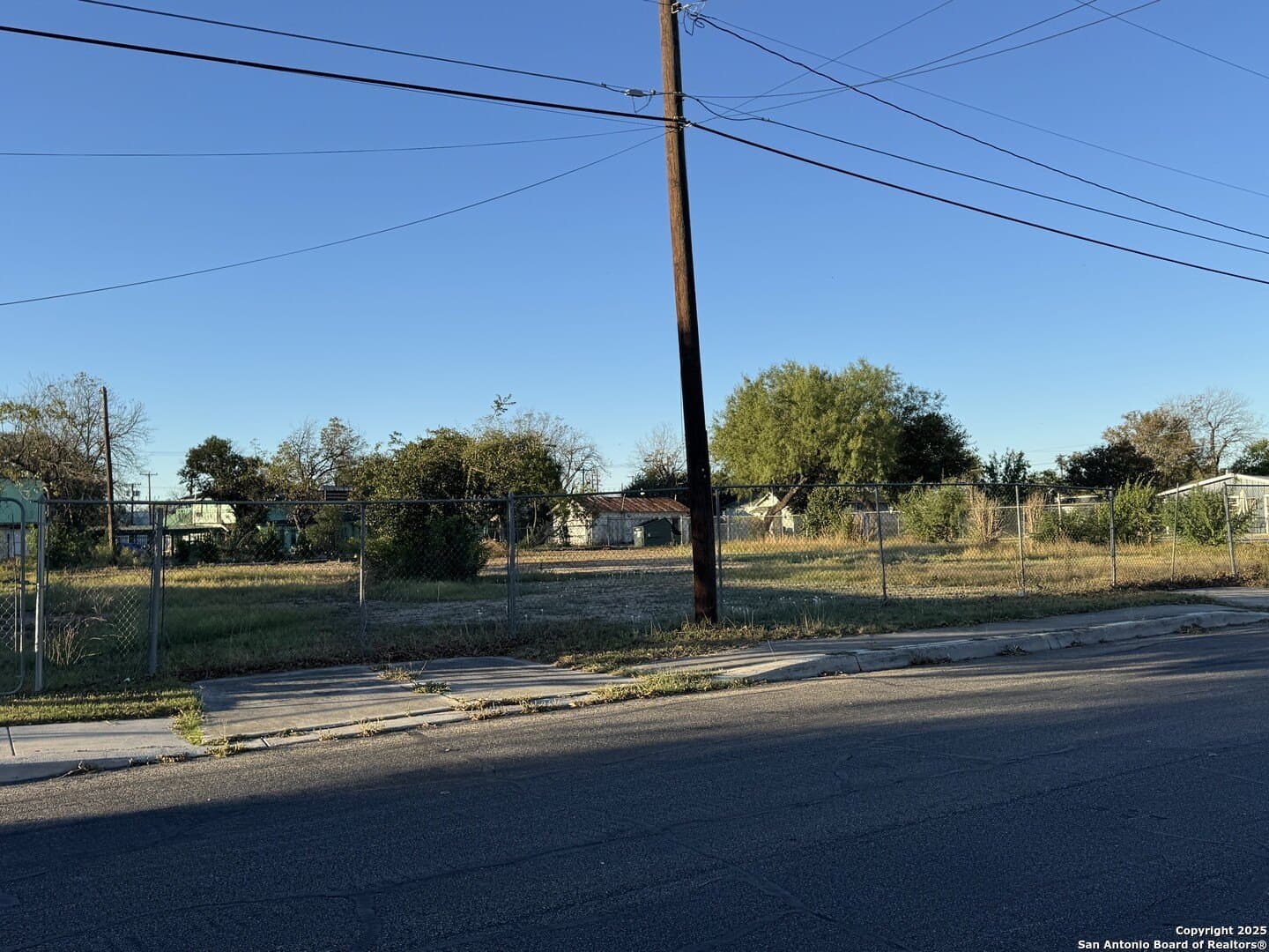 0.42 acres in Bexar County gallery image 2