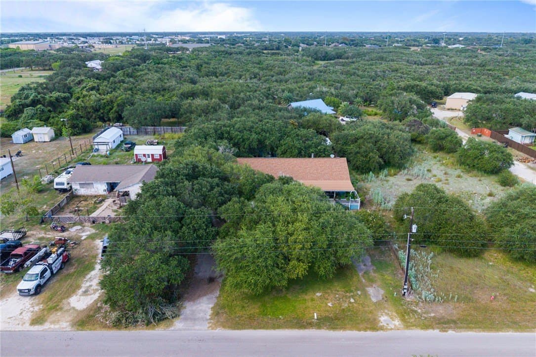 22,215 acres in San Patricio County - photo 33
