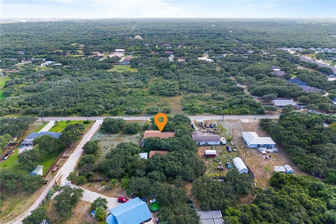 22,215 acres in San Patricio County - photo 36