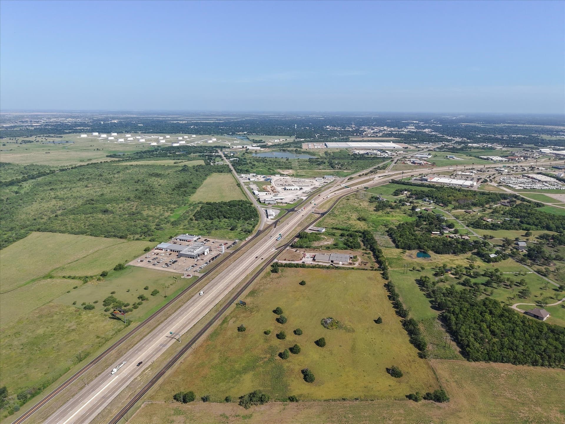 19.29 acres in Navarro County - photo 36