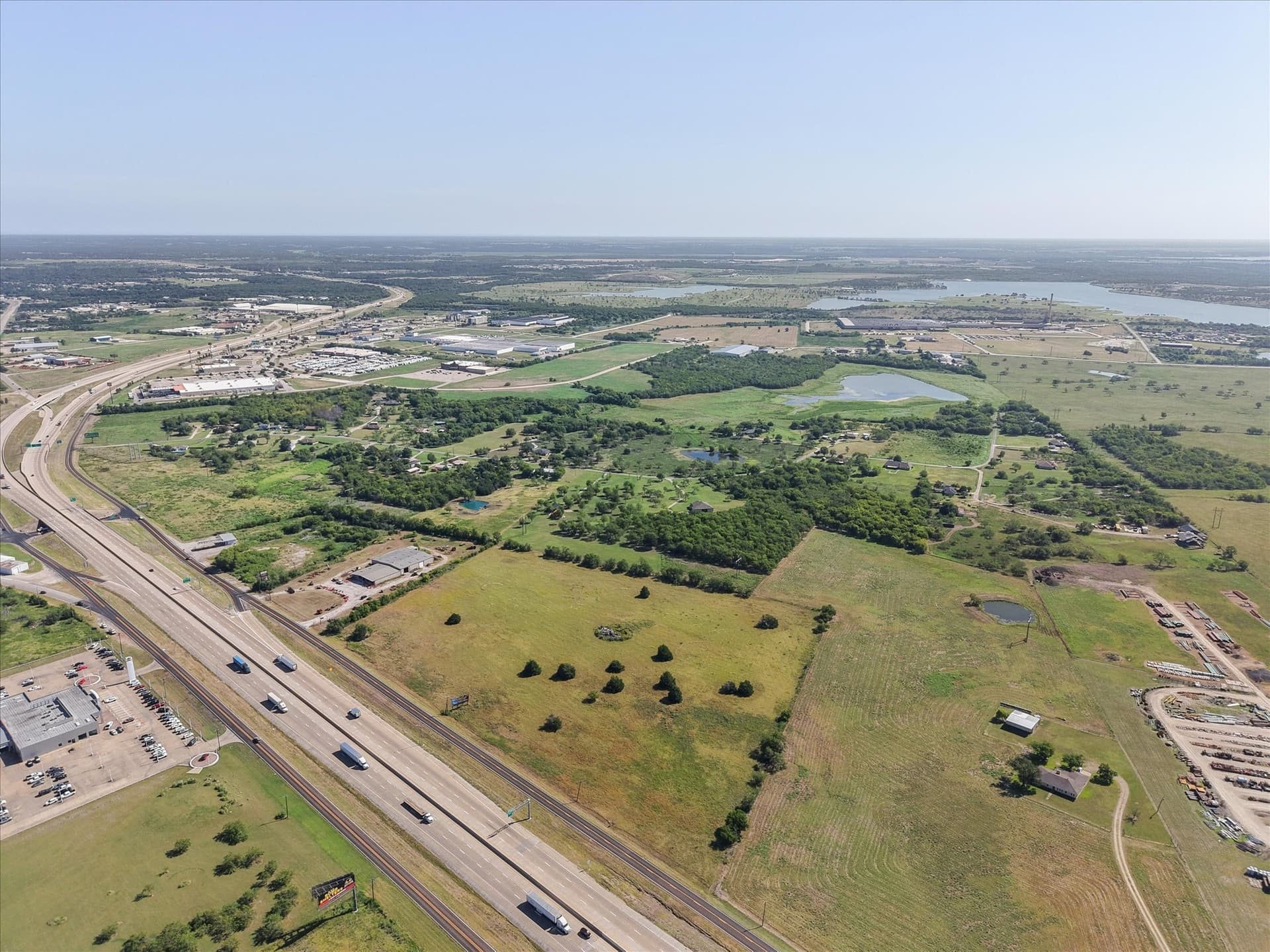 19.29 acres in Navarro County - photo 37