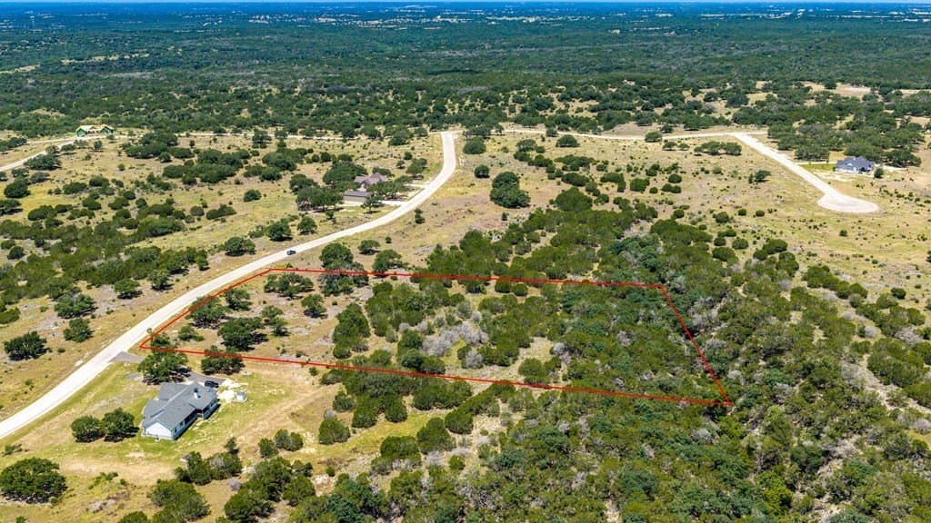 3.69 acres in Gillespie County - photo 10