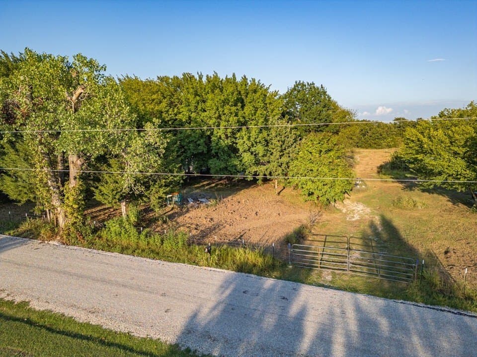 2 acres in Wise County gallery image 2