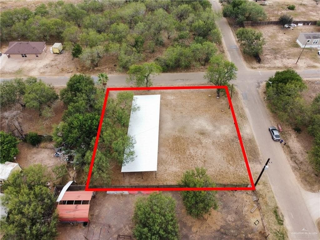 0.32 acres in Hidalgo County - photo 6