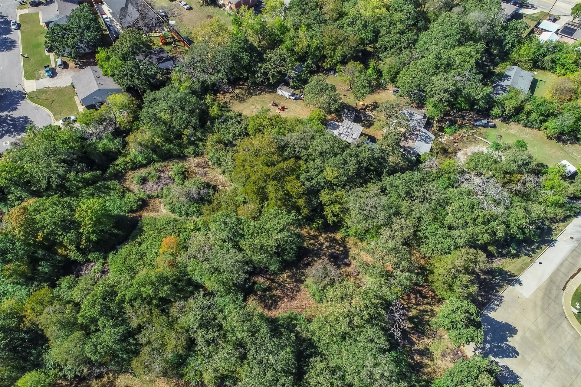1.16 acres in Tarrant County gallery image 4