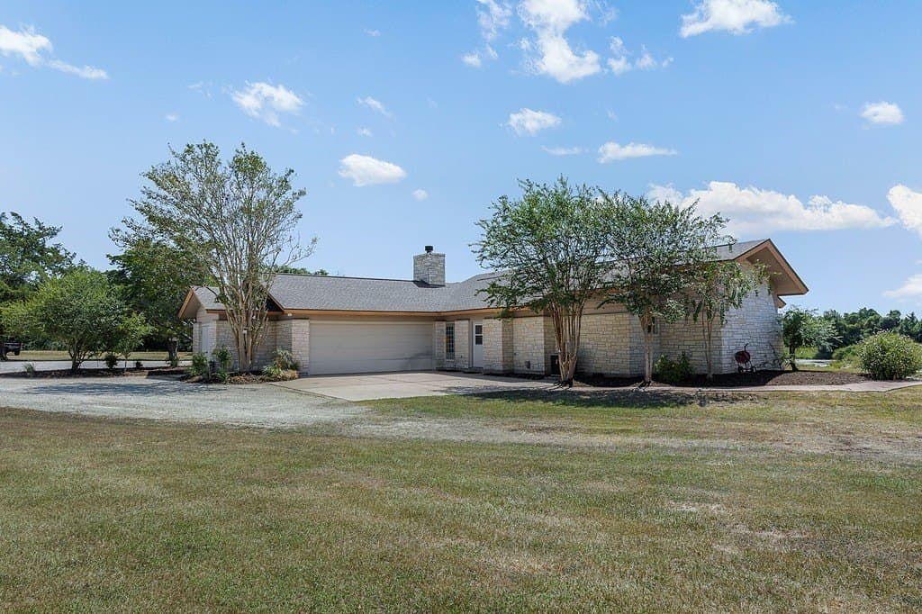 15.82 acres in Fayette County - photo 5