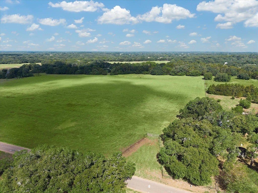4.37 acres in Austin County - photo 7
