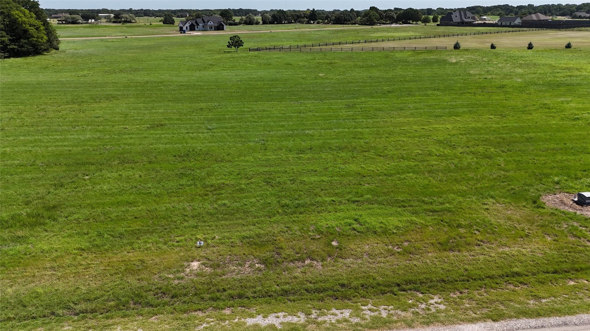 1.18 acres in Navarro County - photo 2