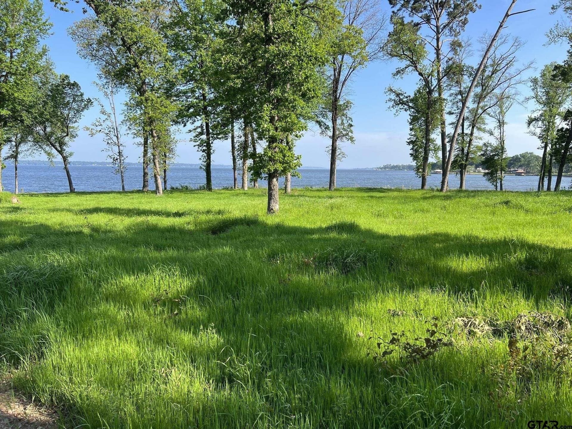 0.89 acres in Henderson County featured view