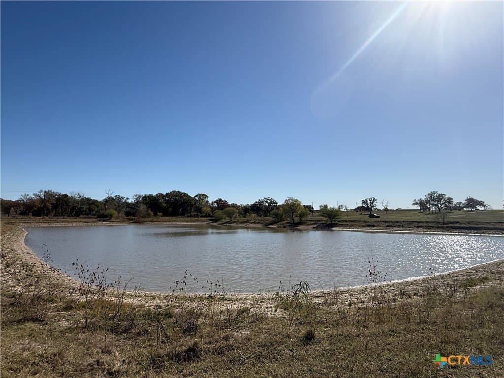 10.11 acres in Gonzales County