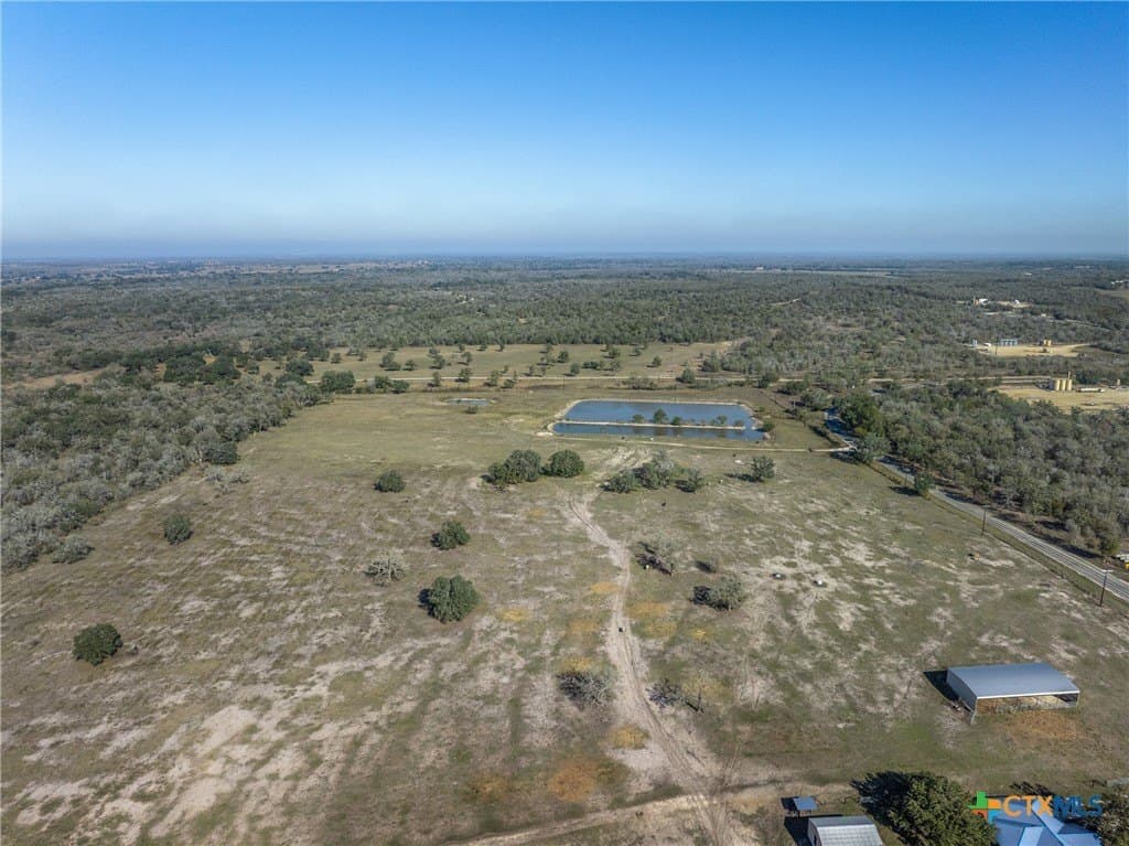 10.11 acres in Gonzales County gallery image 2