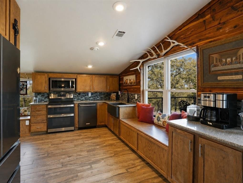 146.79 acres in Grayson County featured view