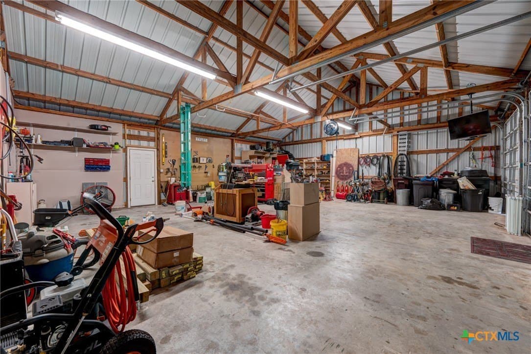 20 acres in Hays County - photo 43