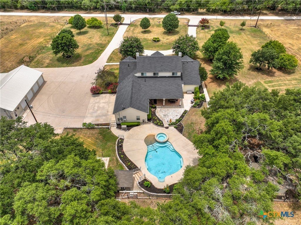 20 acres in Hays County gallery image 4