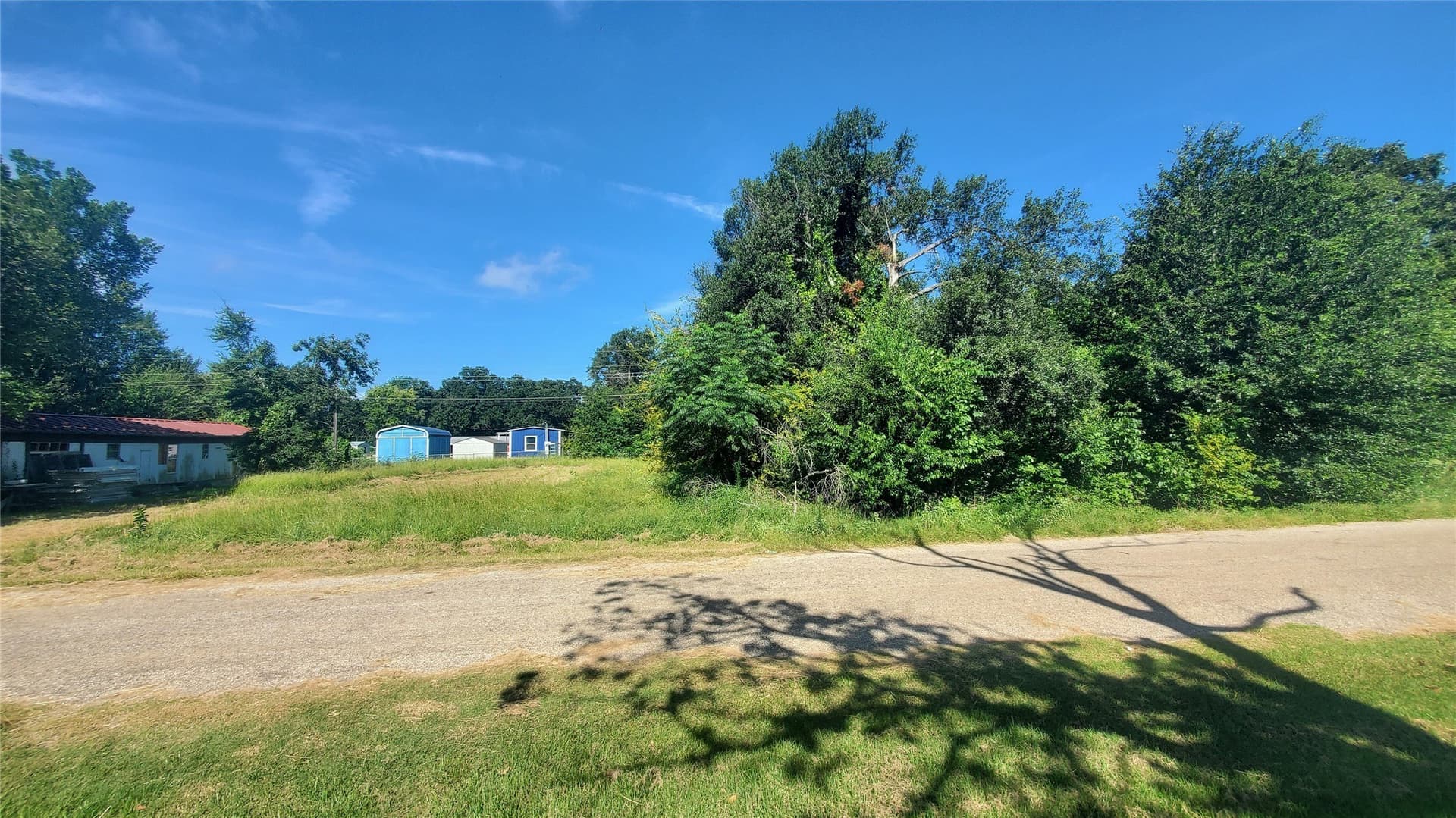 0.1 acres in Henderson County - photo 6