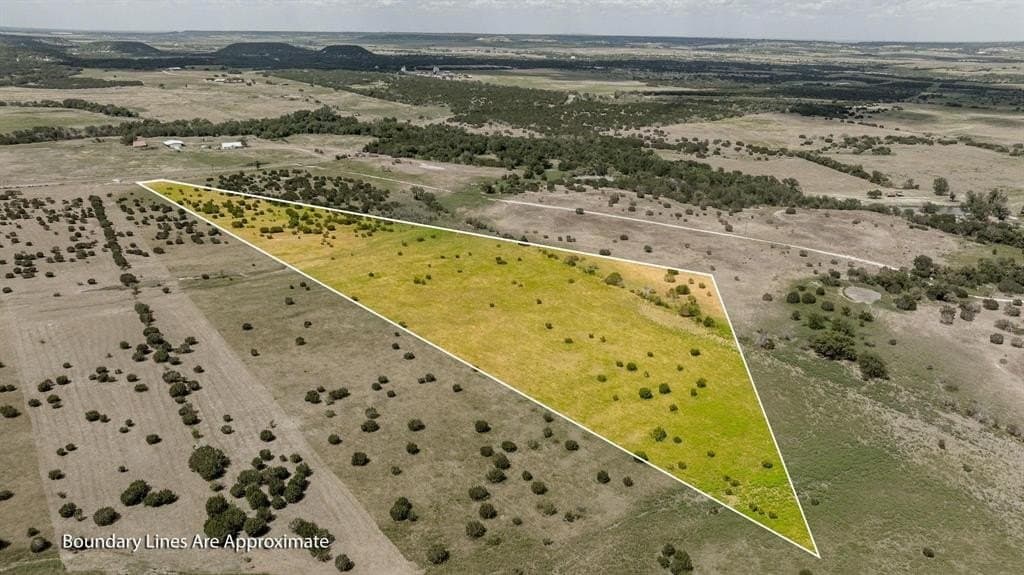 11 acres in Bosque County